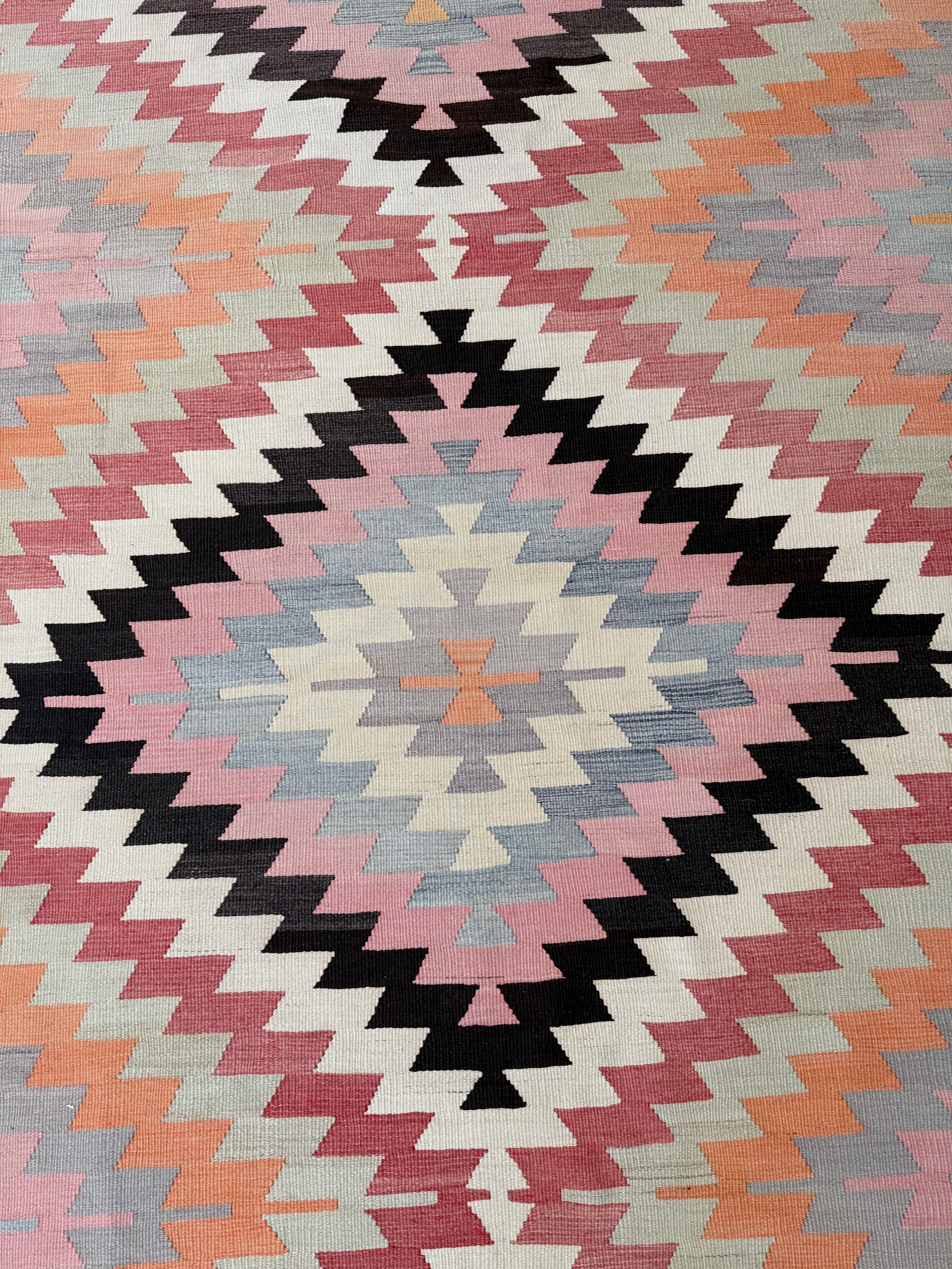 Vintage Kelim aus Denizli – handgewebter Teppich, Wolle, 332 × 205 cm. Anatolian Soul No. 82