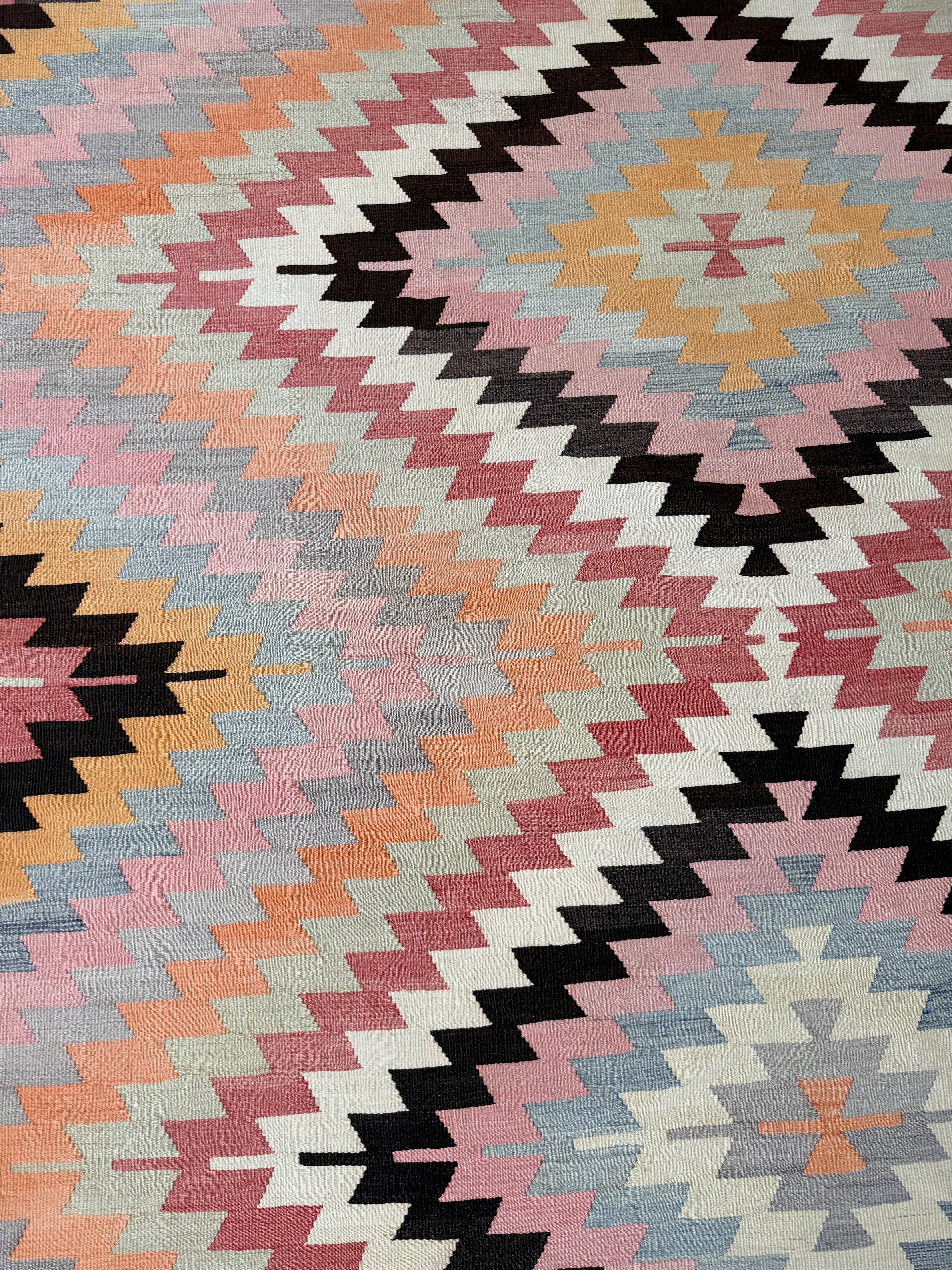 Vintage Kelim aus Denizli – handgewebter Teppich, Wolle, 332 × 205 cm. Anatolian Soul No. 82