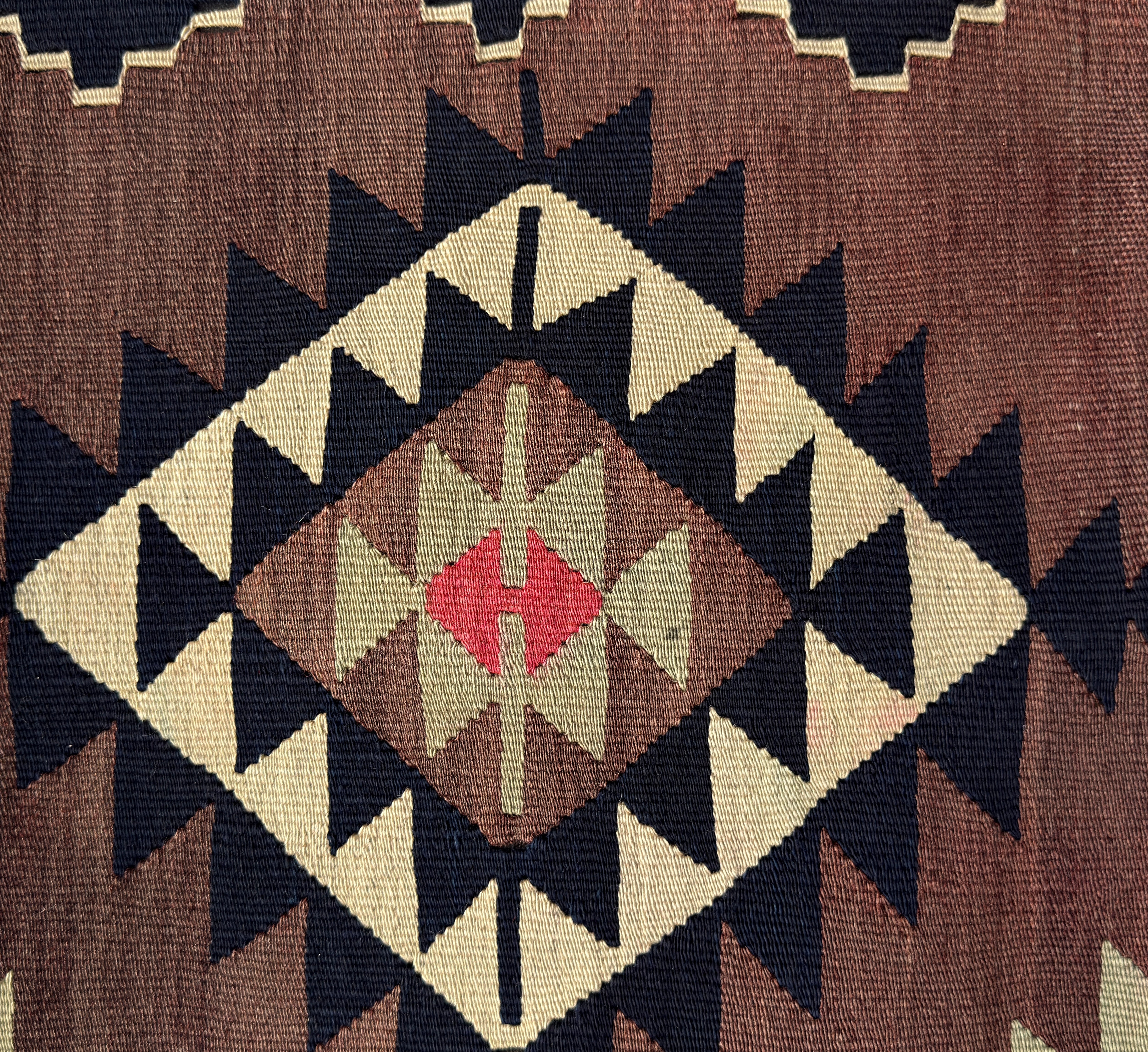 Kilim cushion 40 x 40 cm - finest wool