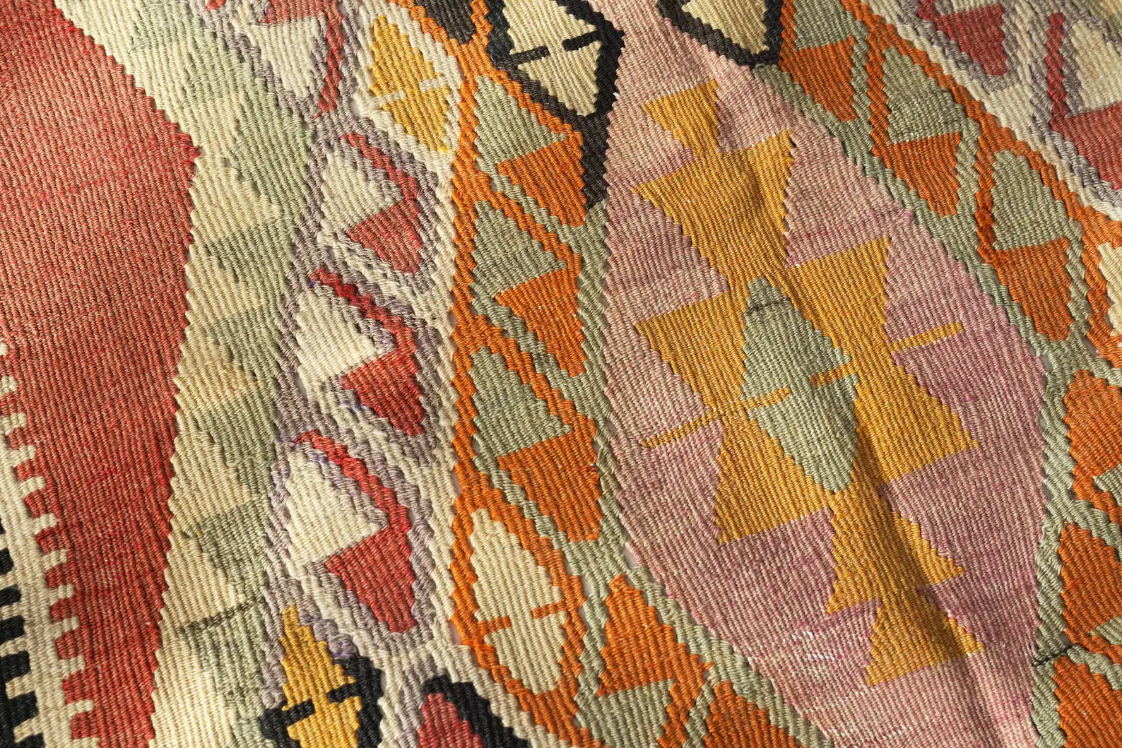 Vintage Kelim aus Antalya – handgewebter Teppich, Wolle, 360 × 160 cm. Anatolian Soul No. 87