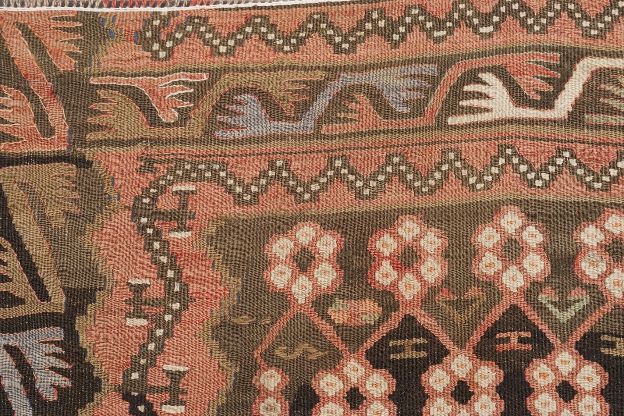 Vintage Kelim aus Esme – handgewebter Teppich, Wolle, 205 × 172 cm. Anatolian Soul No. 102