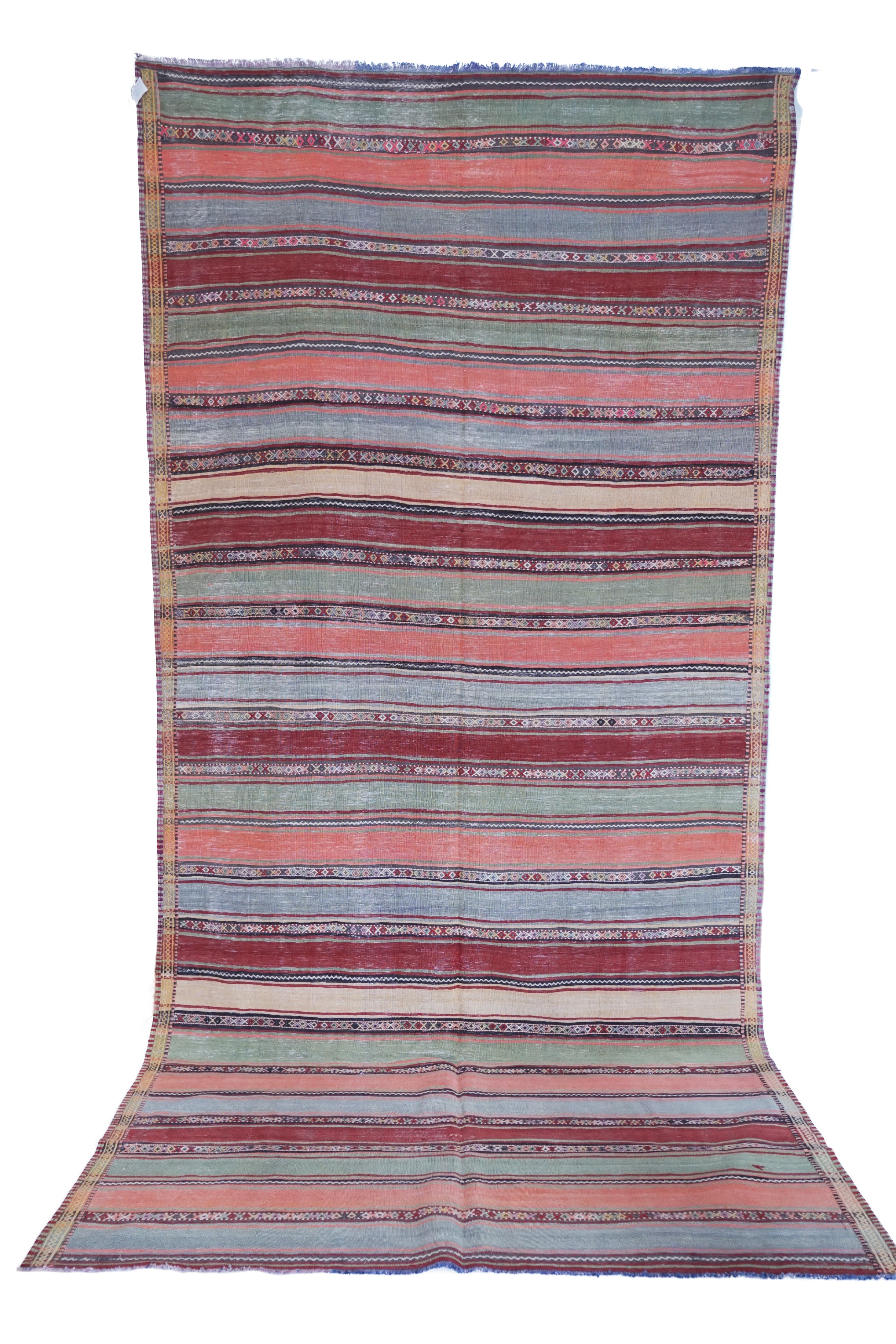 Sivas Vintage Kelim 365x170 cm. Wolle / Baumwolle. Anatolian Soul No. 109