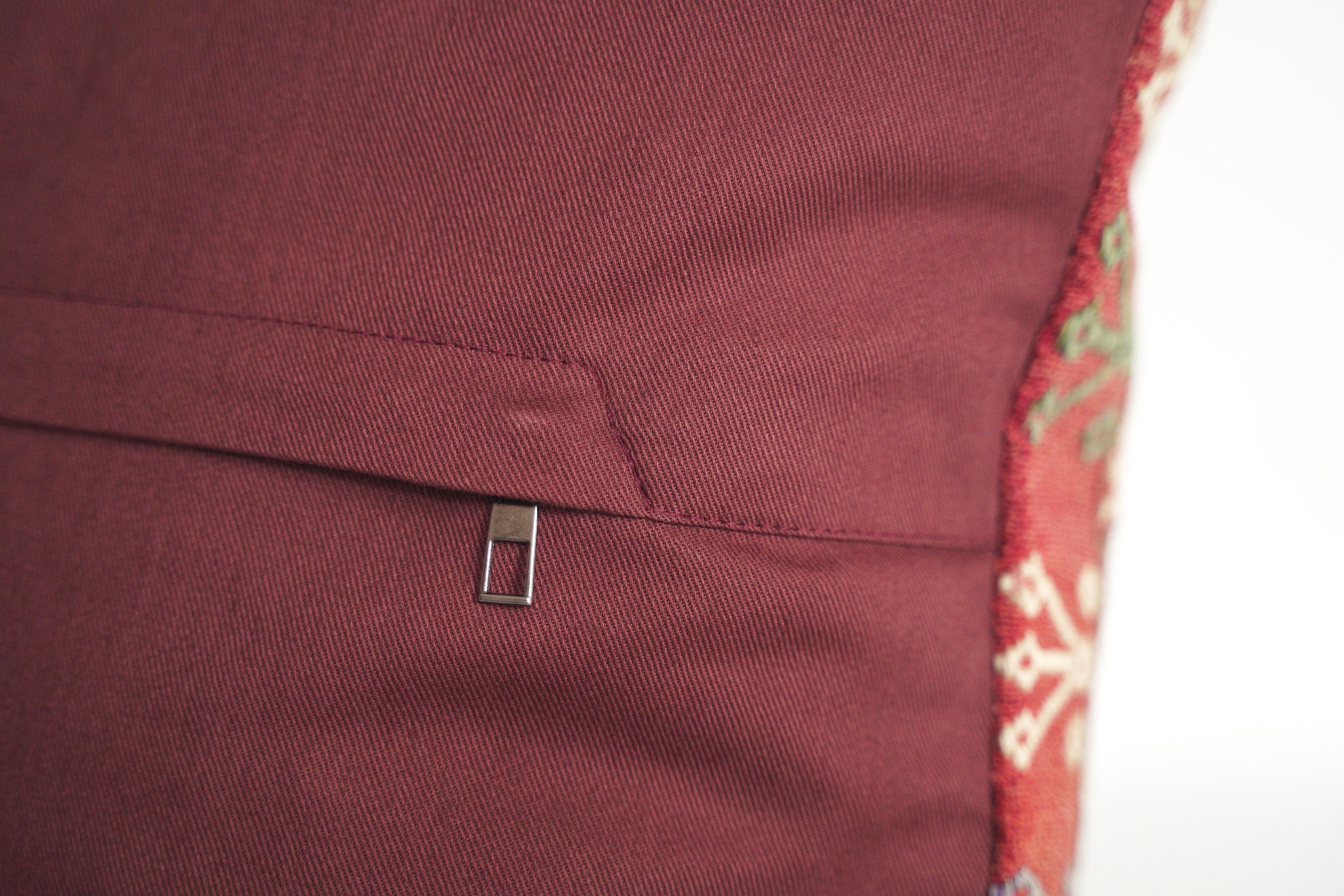 High quality vintage cushion 90 x 53 cm. Cushion cover from the nomadic tribe of the Karakecilli from Anatolia.