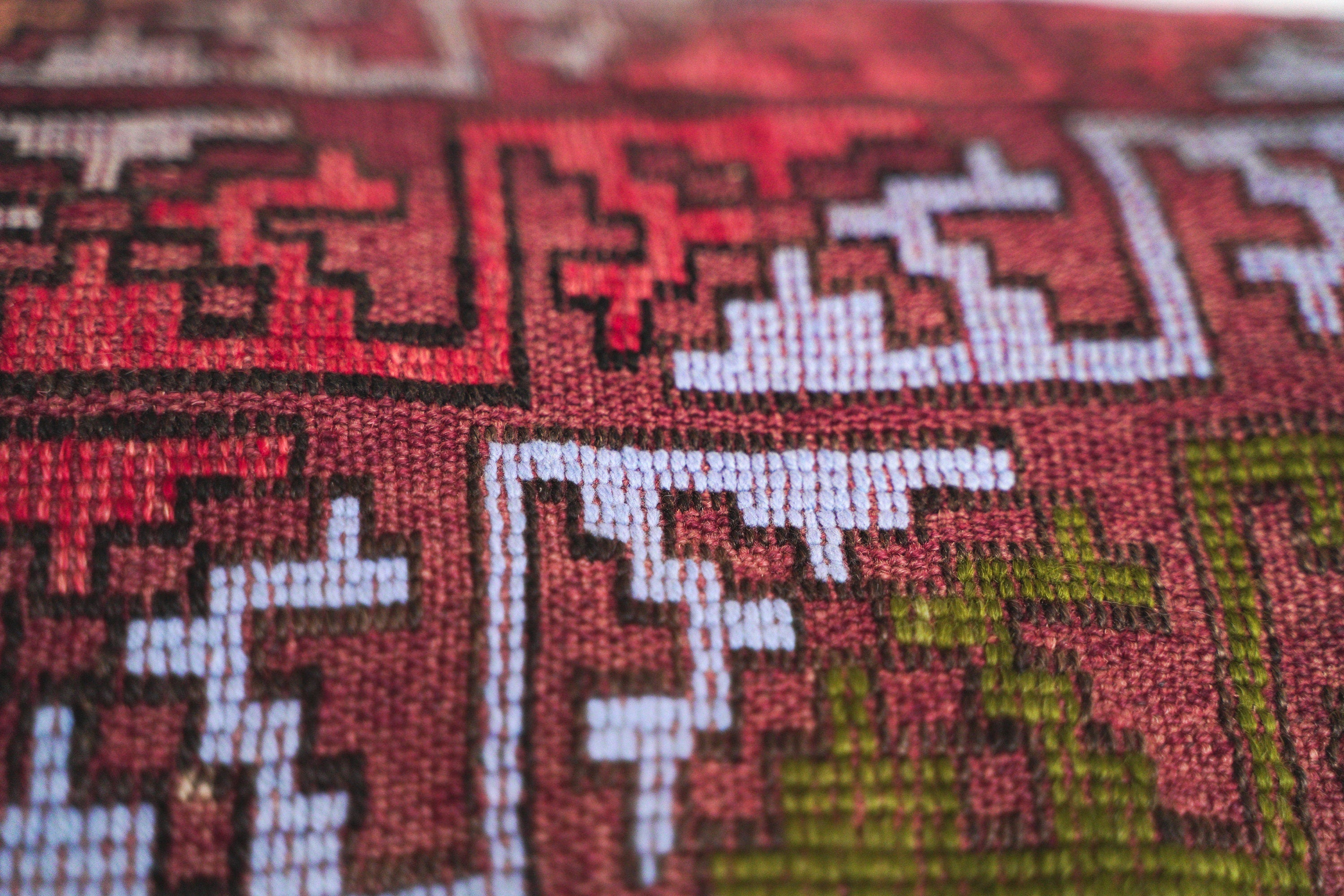 Nomad cushion 80 x 45 cm, from the Karakecilli tribe from Anatolia.