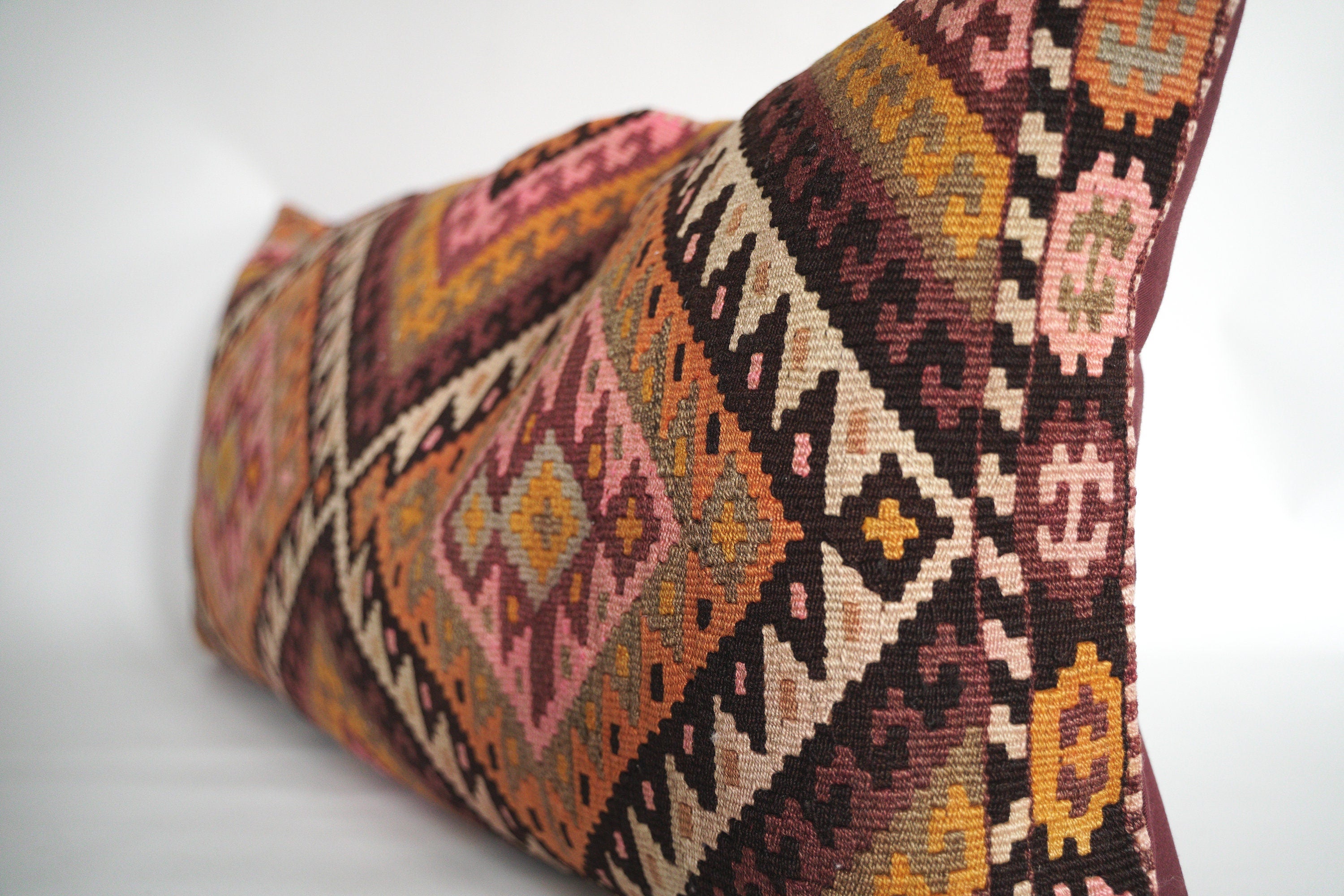 Semi-antique nomad cushion 90 x 53 cm, from the Karakecilli tribe of Anatolia.