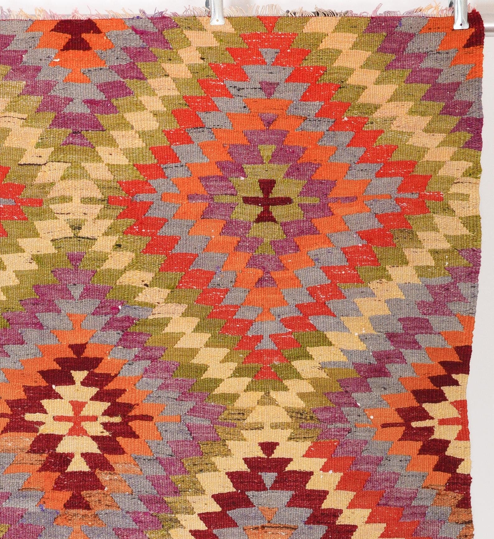 Vintage kilim from the Antalya region, 193 x 142 cm.