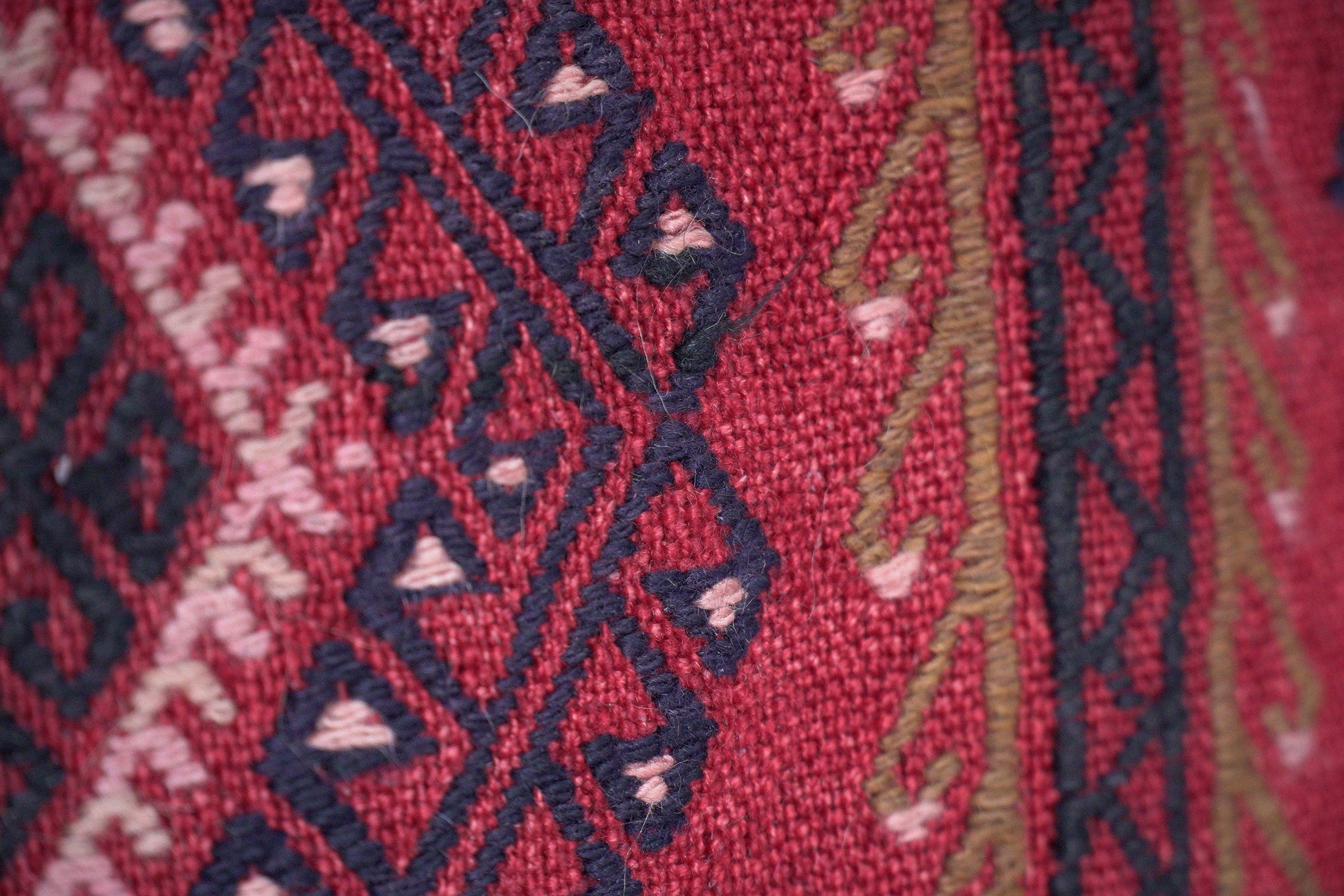 Cicim kilim from the Denizli region. 127  x 93 cm.