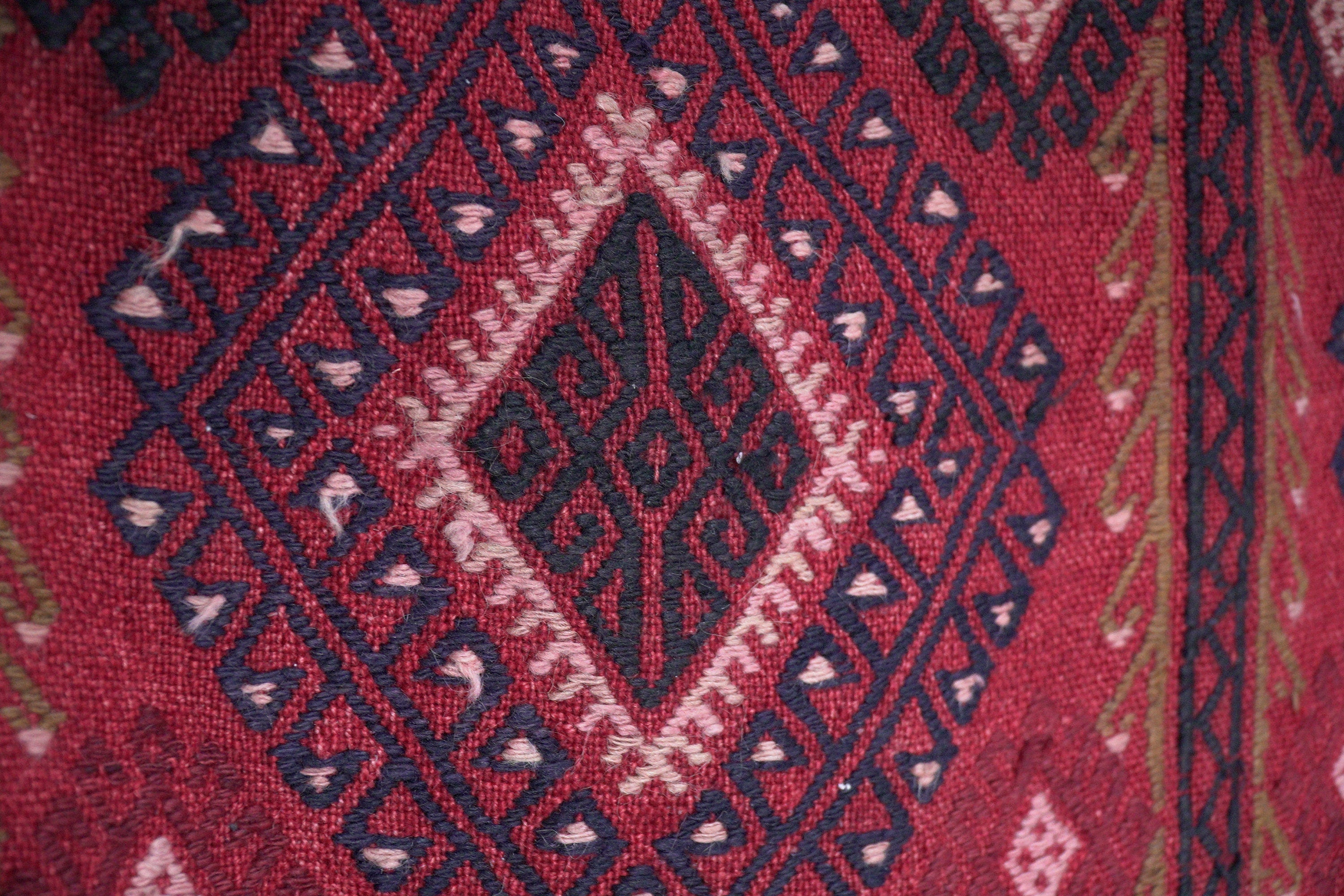Cicim kilim from the Denizli region. 127  x 93 cm.