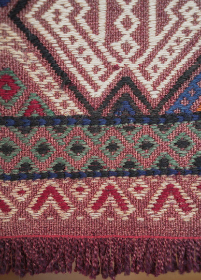 Karapinar Nomaden Kelim. Broschierter Cicim Kilim aus Zentralanatolien, ca. 170 x 125  cm.