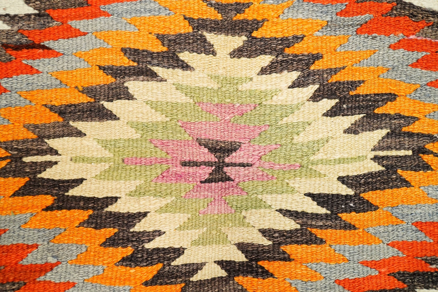 Kelim aus Acipayam in 190 x 135 cm - Vintage Kilim