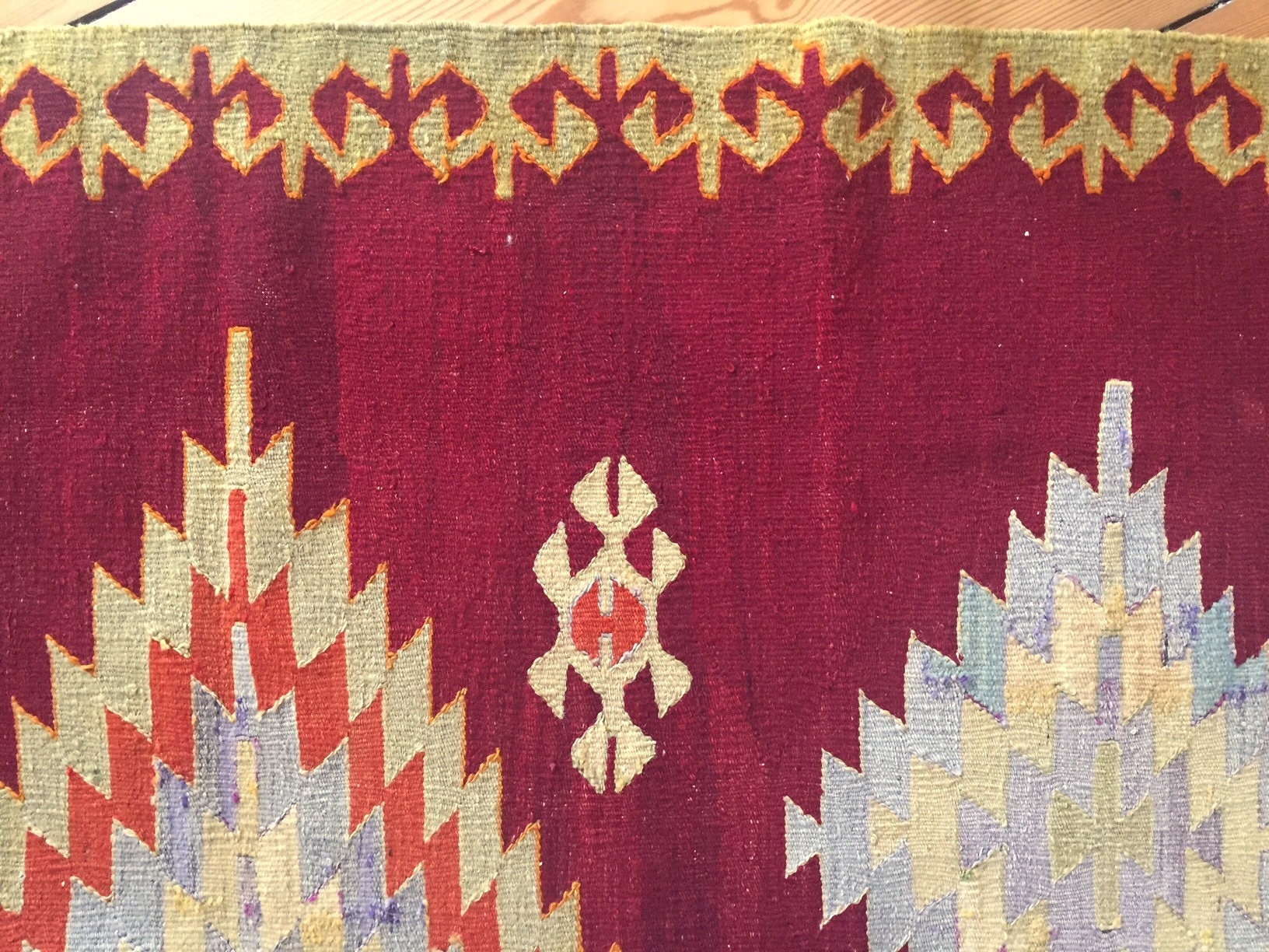 Kilim from Çal in Denizli/Turkey. 230x162 cm. Wool.