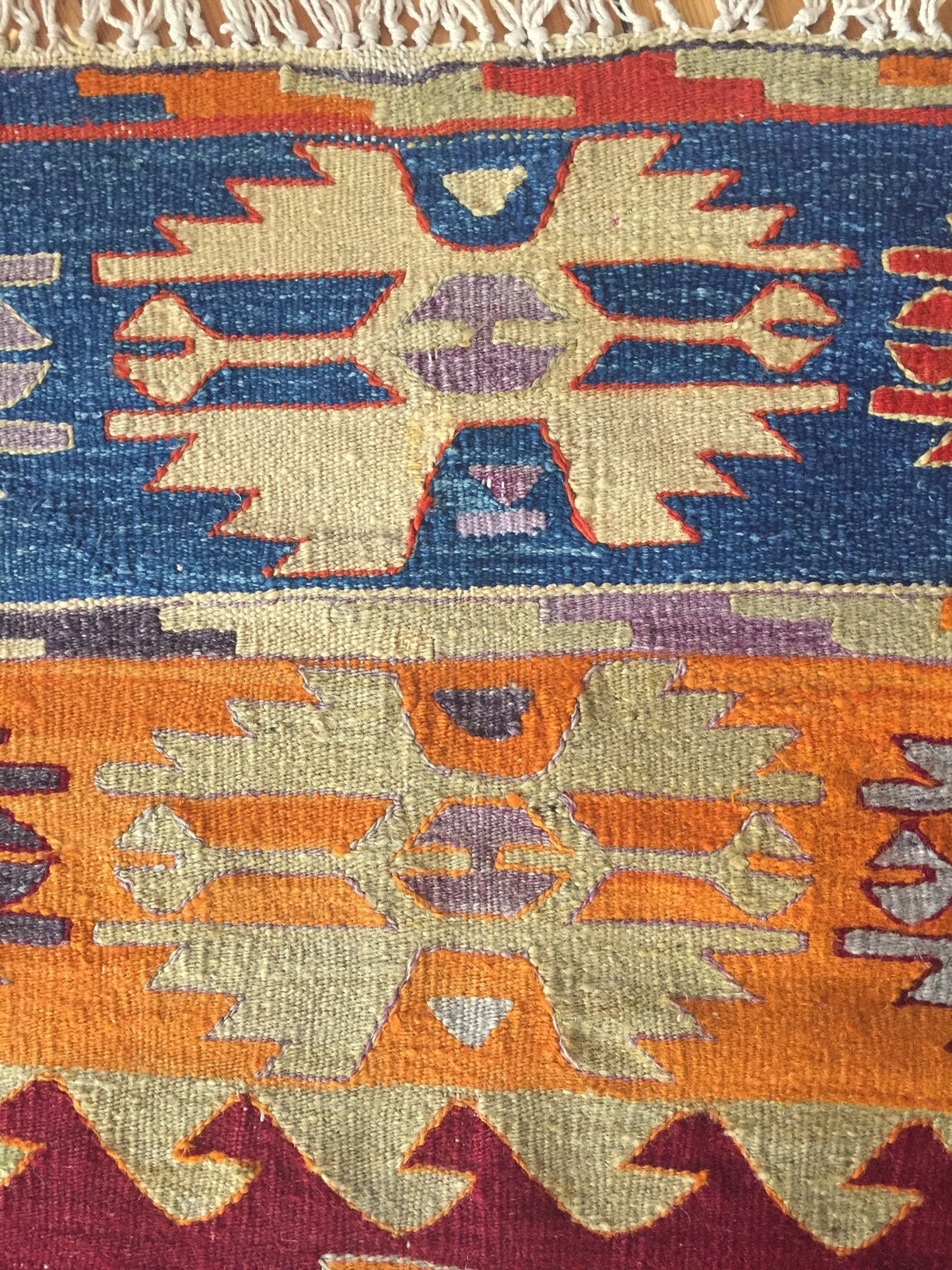 Kilim from Çal in Denizli/Turkey. 230x162 cm. Wool.