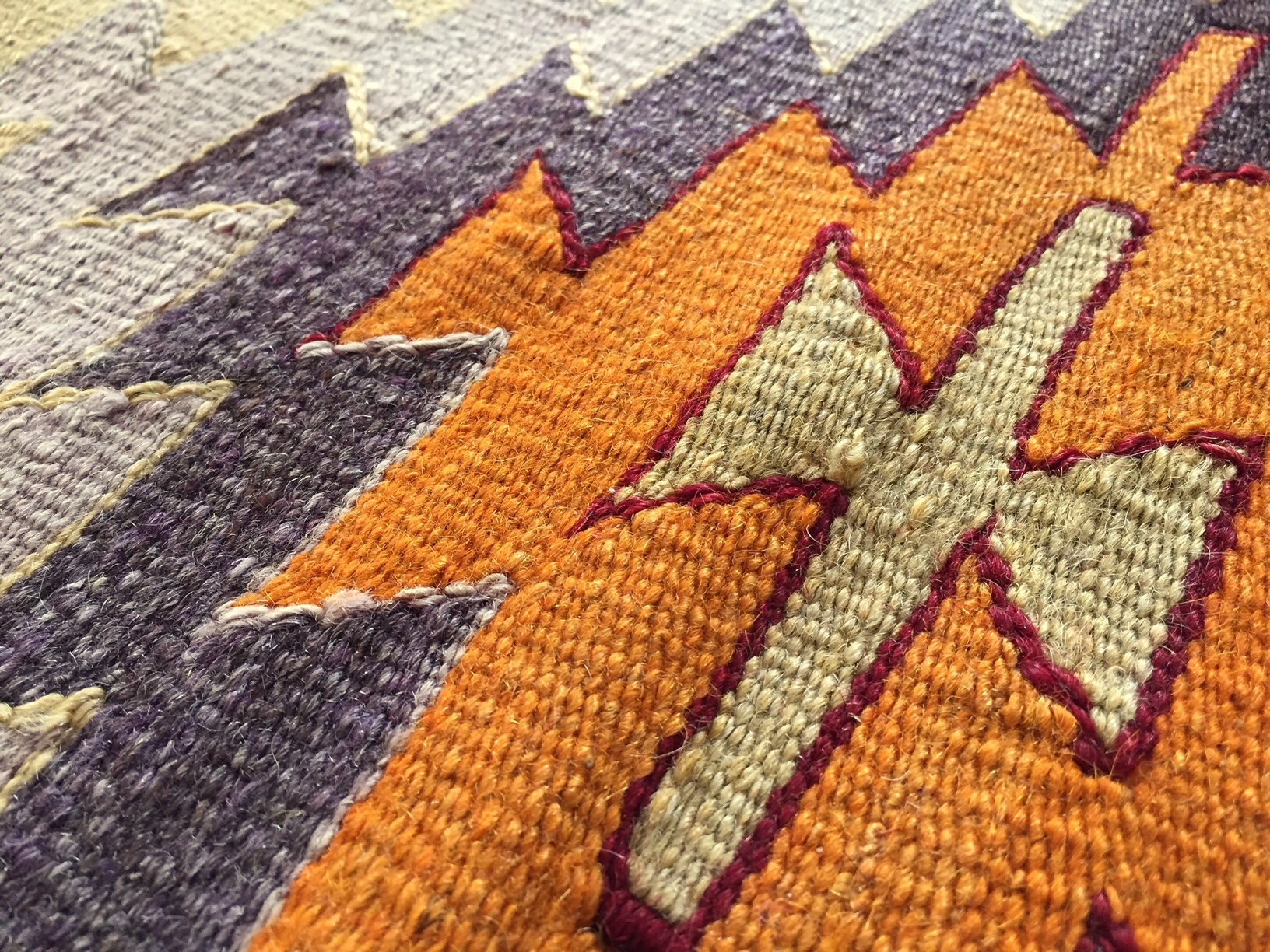 Kilim from Çal in Denizli/Turkey. 230x162 cm. Wool.